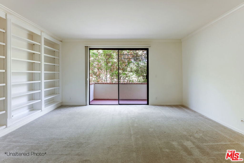 11755 Montana Avenue 208 Property Photo 7