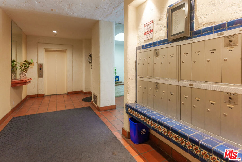 11755 Montana Avenue 208 Property Photo 22