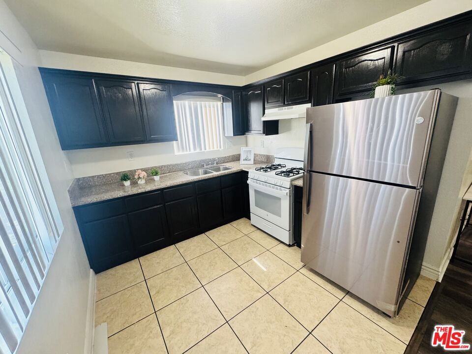 136 W 97th Street Property Photo 2
