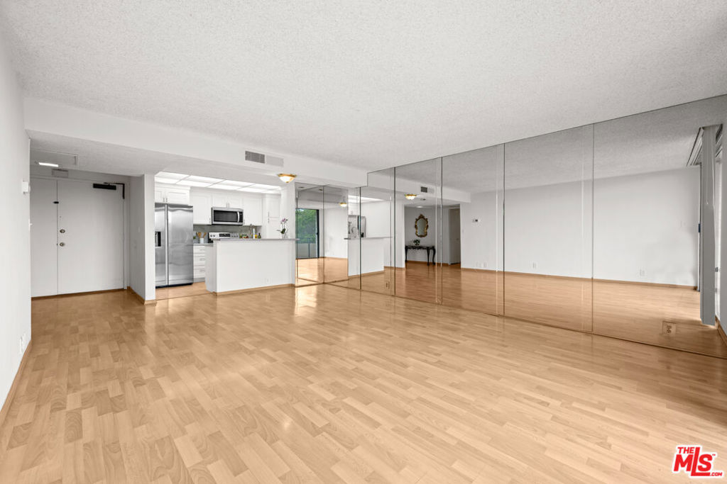 10535 Wilshire Boulevard 810 Property Photo 16