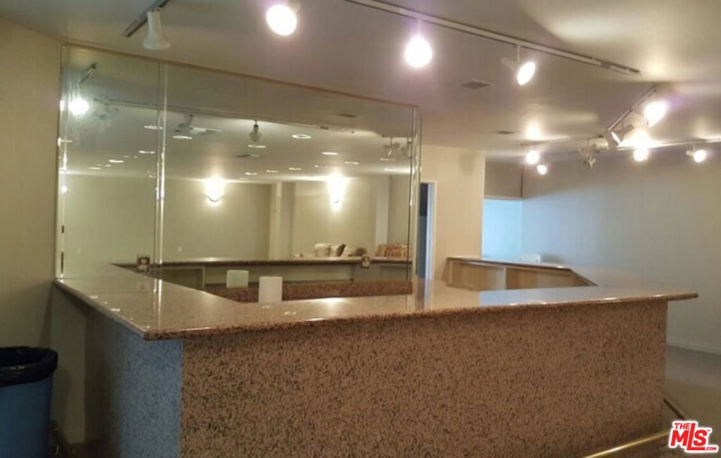 10535 Wilshire Boulevard 810 Property Photo 43