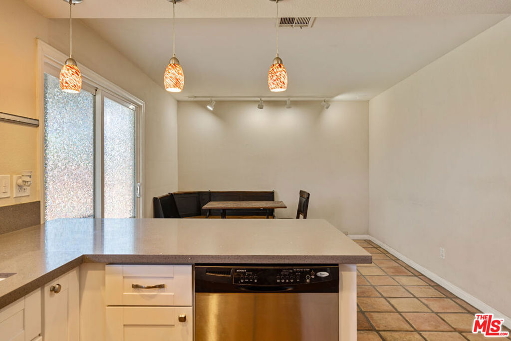 12750 Wilmac Avenue Property Photo 14