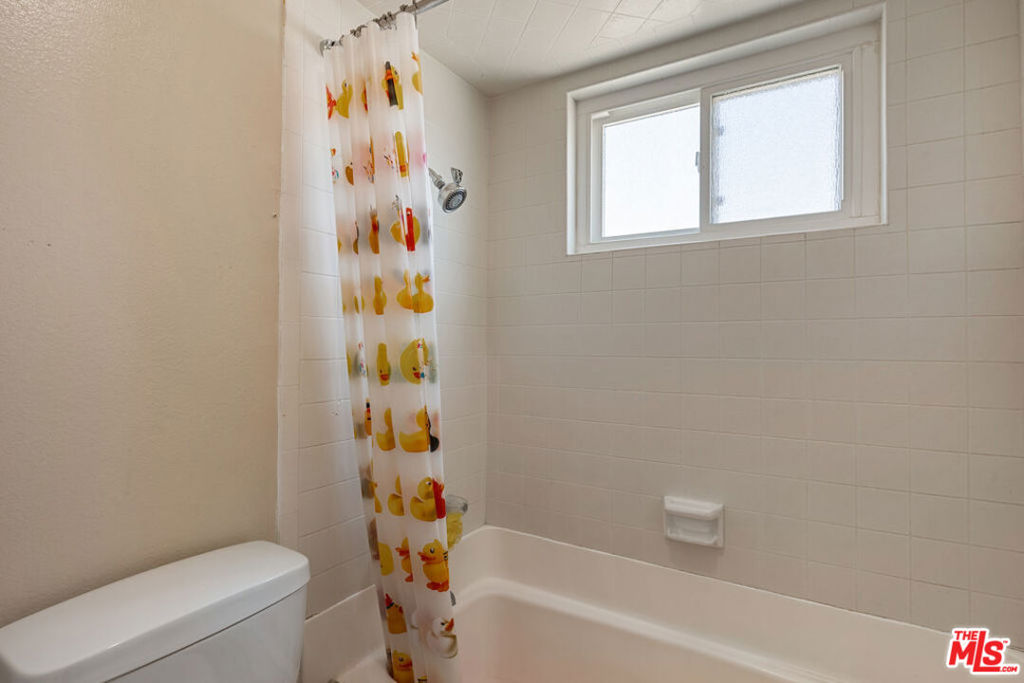 12750 Wilmac Avenue Property Photo 29
