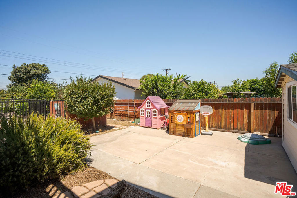 12750 Wilmac Avenue Property Photo 33