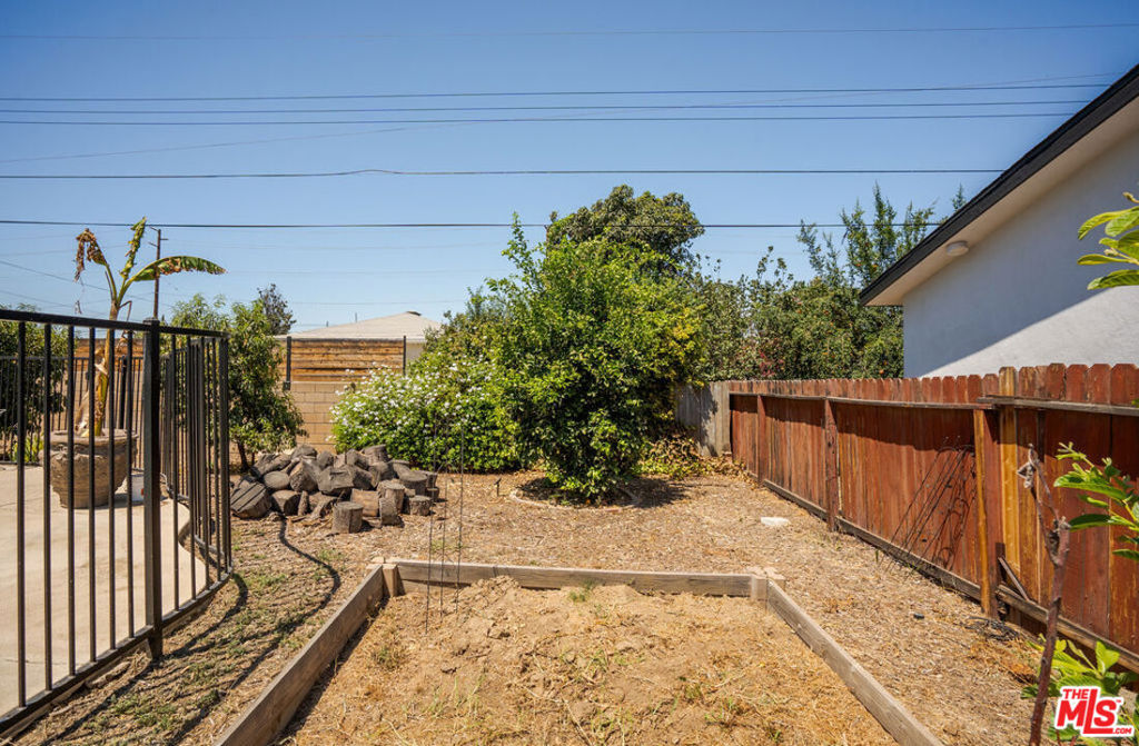 12750 Wilmac Avenue Property Photo 51
