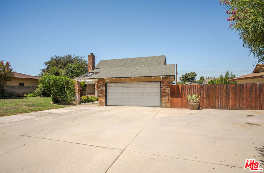 12750 Wilmac Avenue Property Photo 54