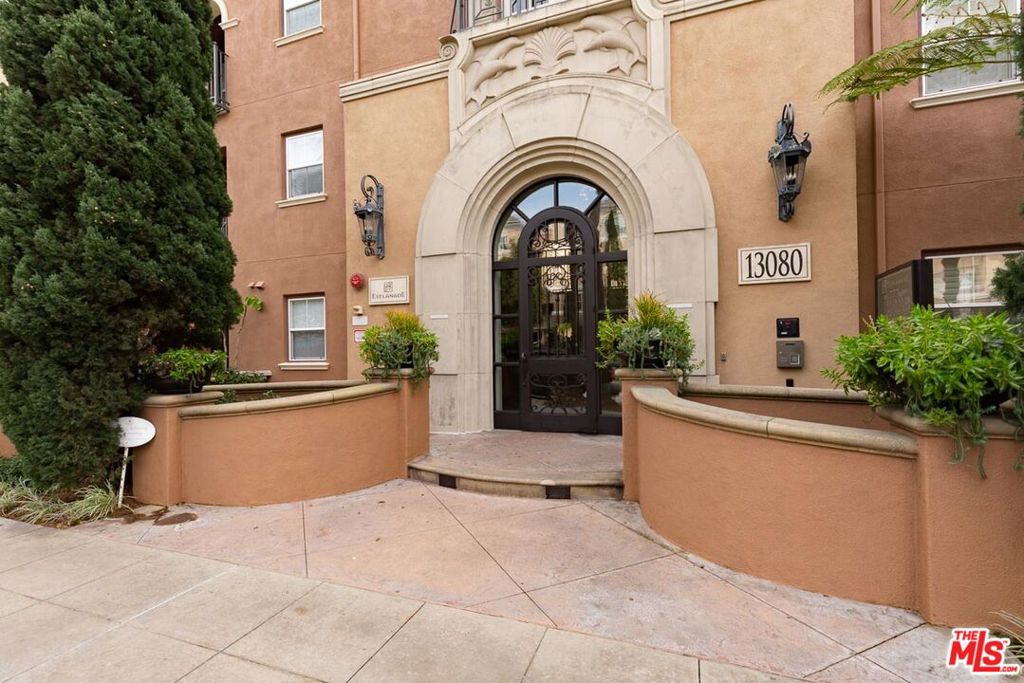 13080 Pacific Promenade 111 Property Photo 22