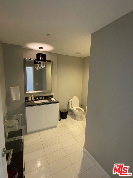 900 W Olympic Boulevard 39f Property Photo 15