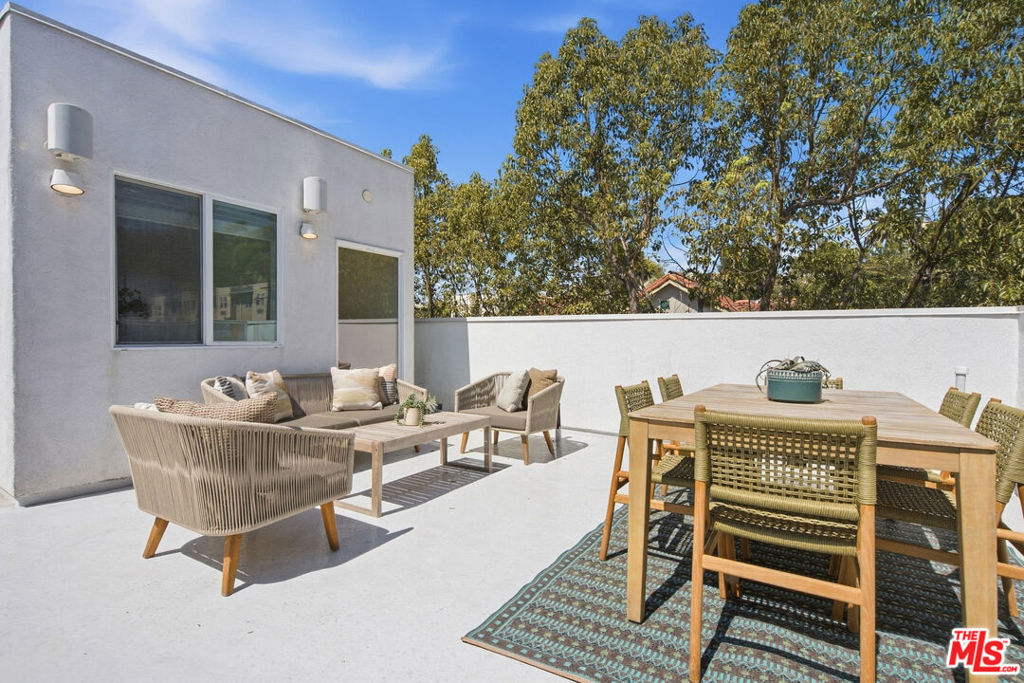 1510 Morton Terrace Property Photo 1