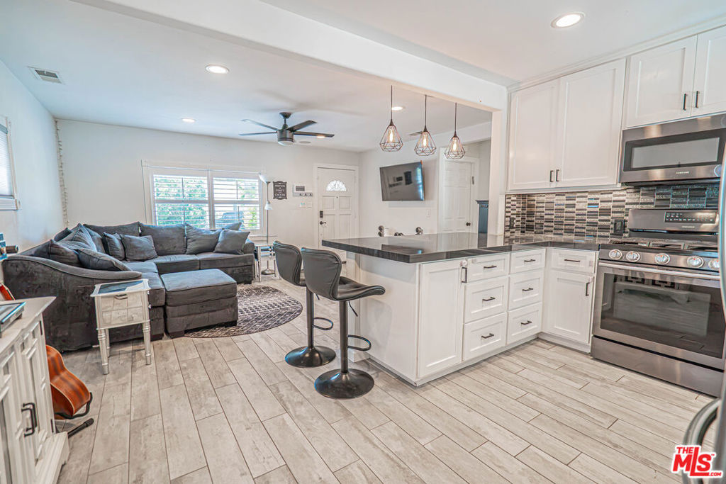 7044 Garden Grove Avenue Property Photo 10