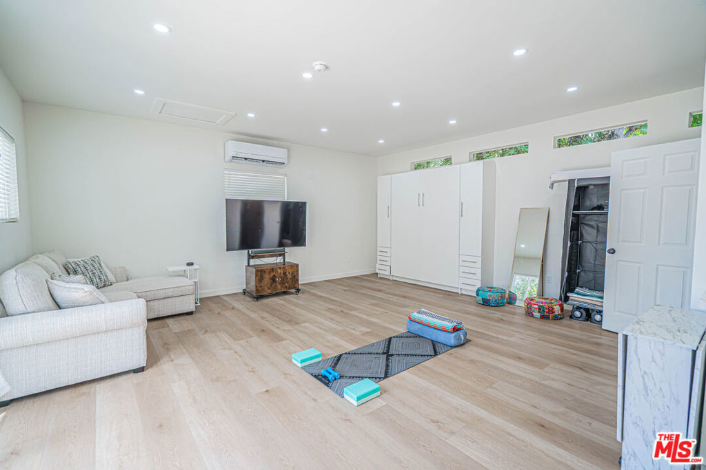 7044 Garden Grove Avenue Property Photo 28