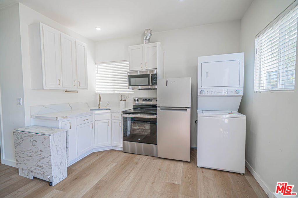 7044 Garden Grove Avenue Property Photo 31