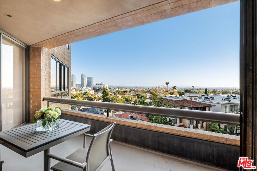 10430 Wilshire Boulevard 505 Property Photo 15
