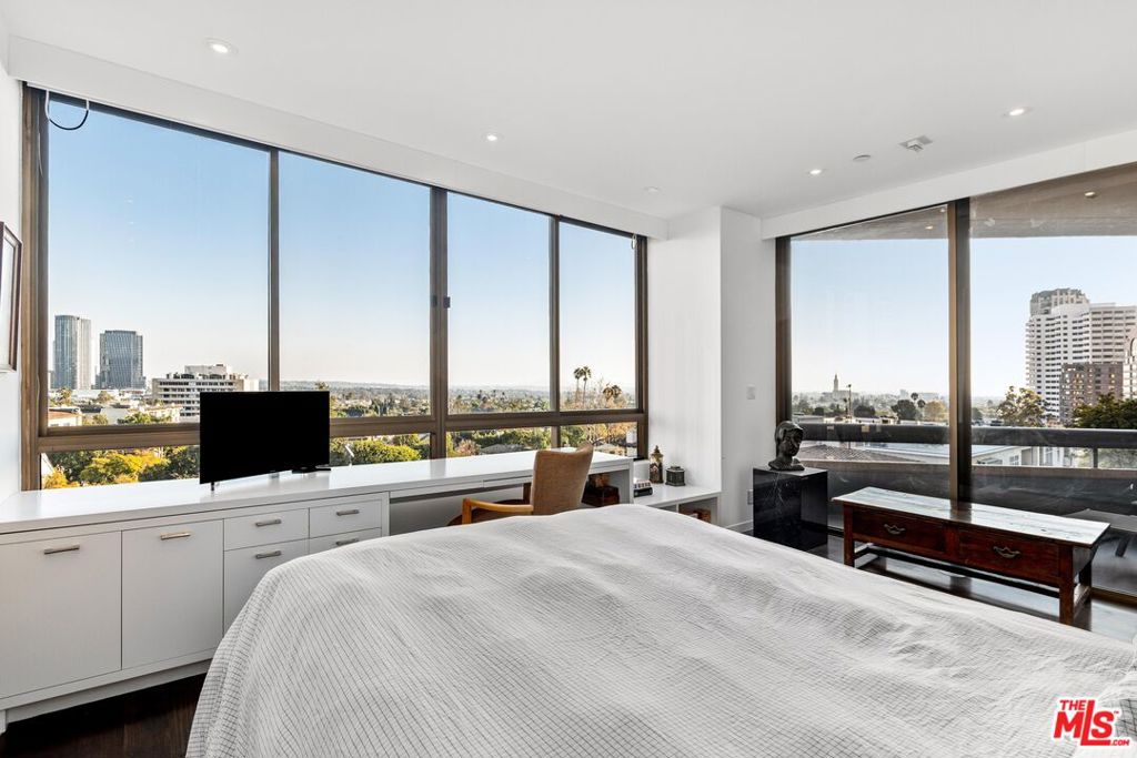 10430 Wilshire Boulevard 505 Property Photo 21