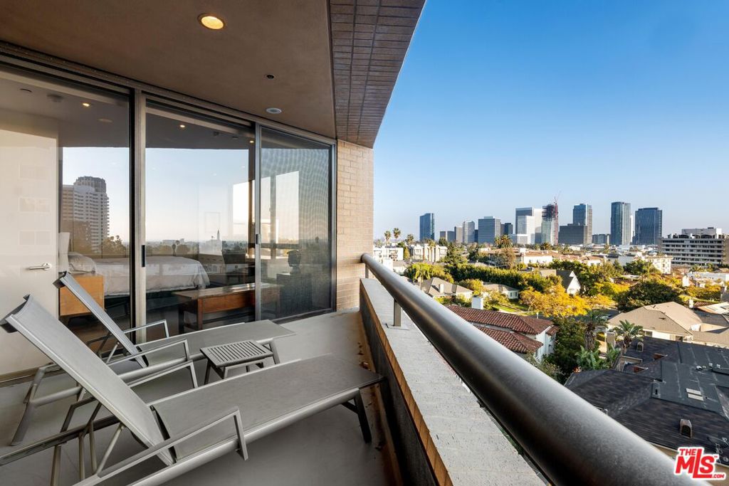 10430 Wilshire Boulevard 505 Property Photo 22