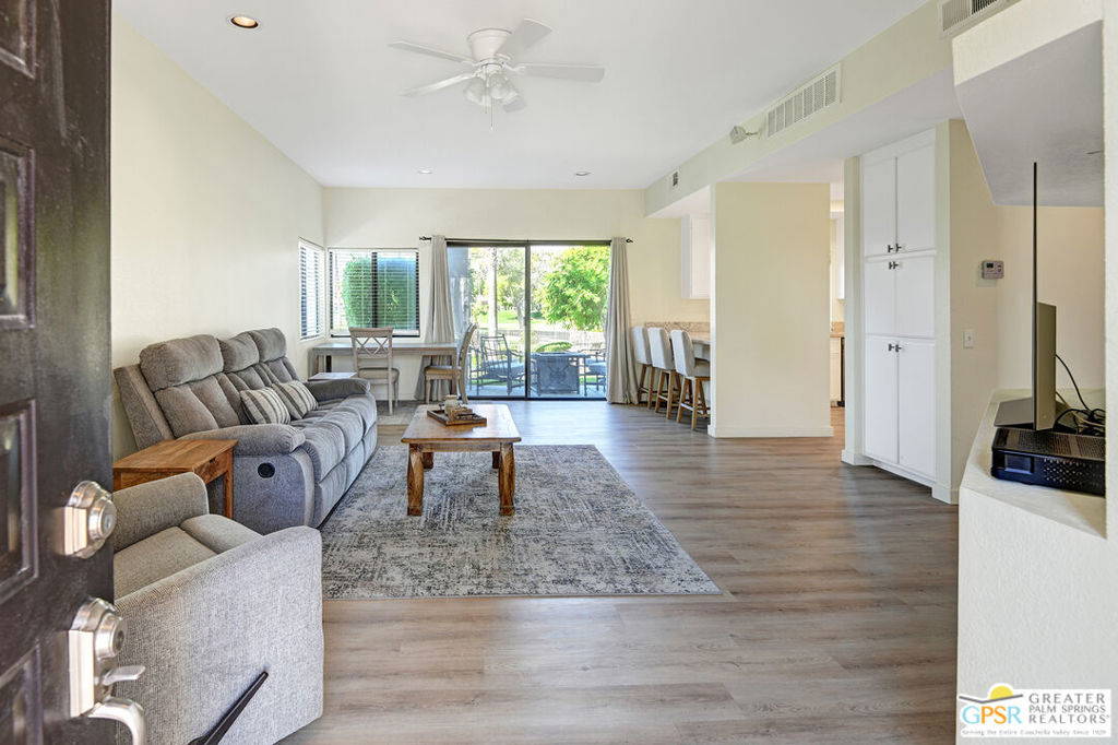 28795 Isleta Court Property Photo 1