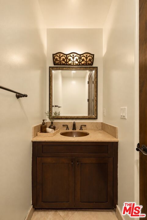 2255 Fox Hills Drive 100 Property Photo 11