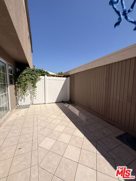 18110 Killllion Street 10 Property Photo 28