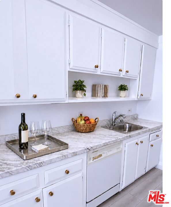 10501 Wilshire Boulevard 2206 Property Photo 6