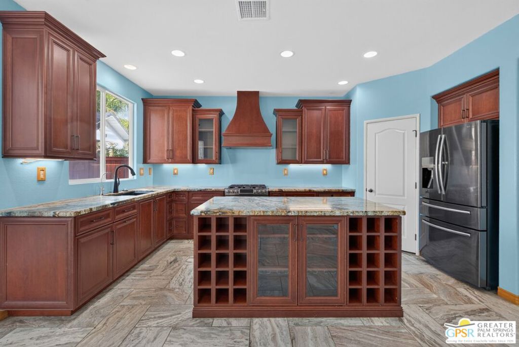1358 Great Pond Court Property Photo 6