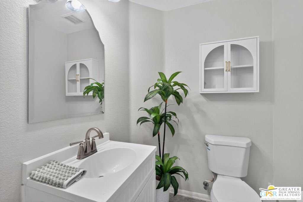 1358 Great Pond Court Property Photo 14