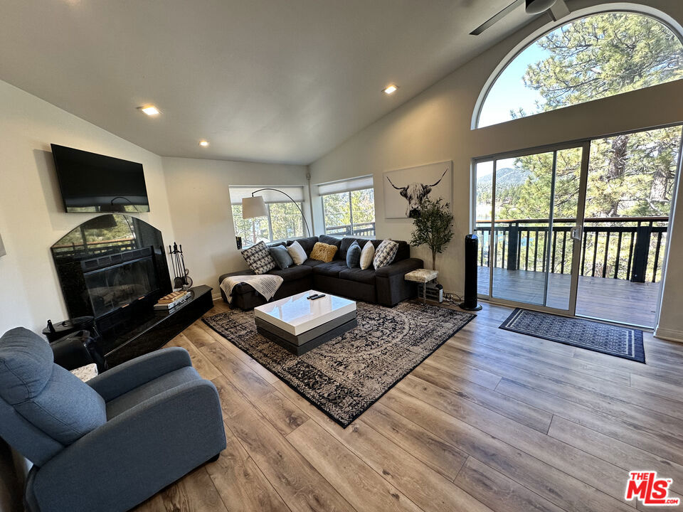 772 Cove Drive Property Photo 10