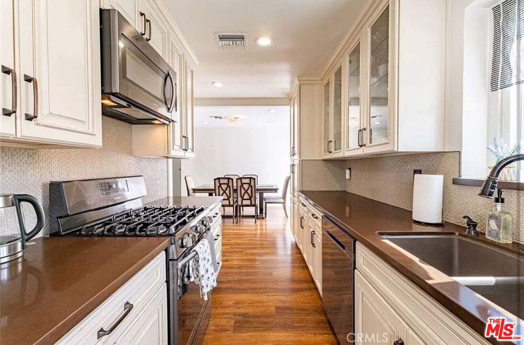 5805 Bucknell Avenue Property Photo 3