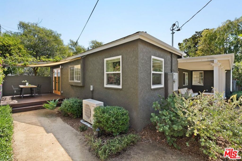 93 S Daisy Avenue Property Photo 30