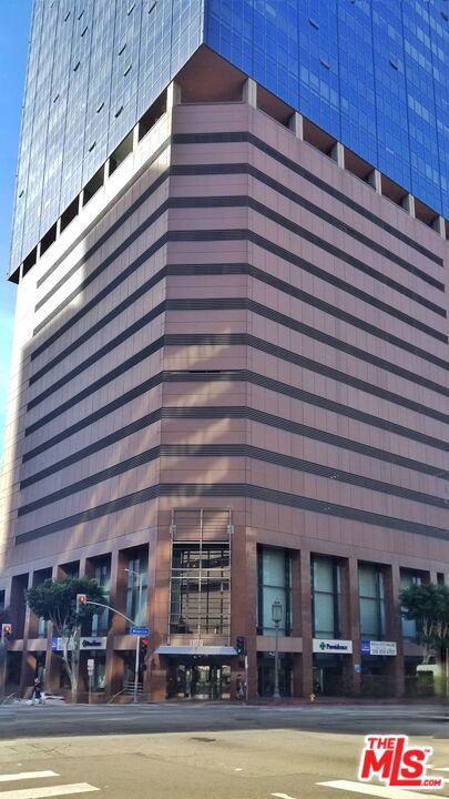 1100 Wilshire Boulevard 2610 Property Photo 27