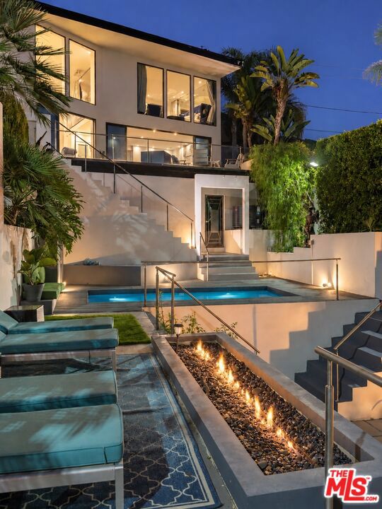 8380 Hollywood Boulevard Property Photo 20