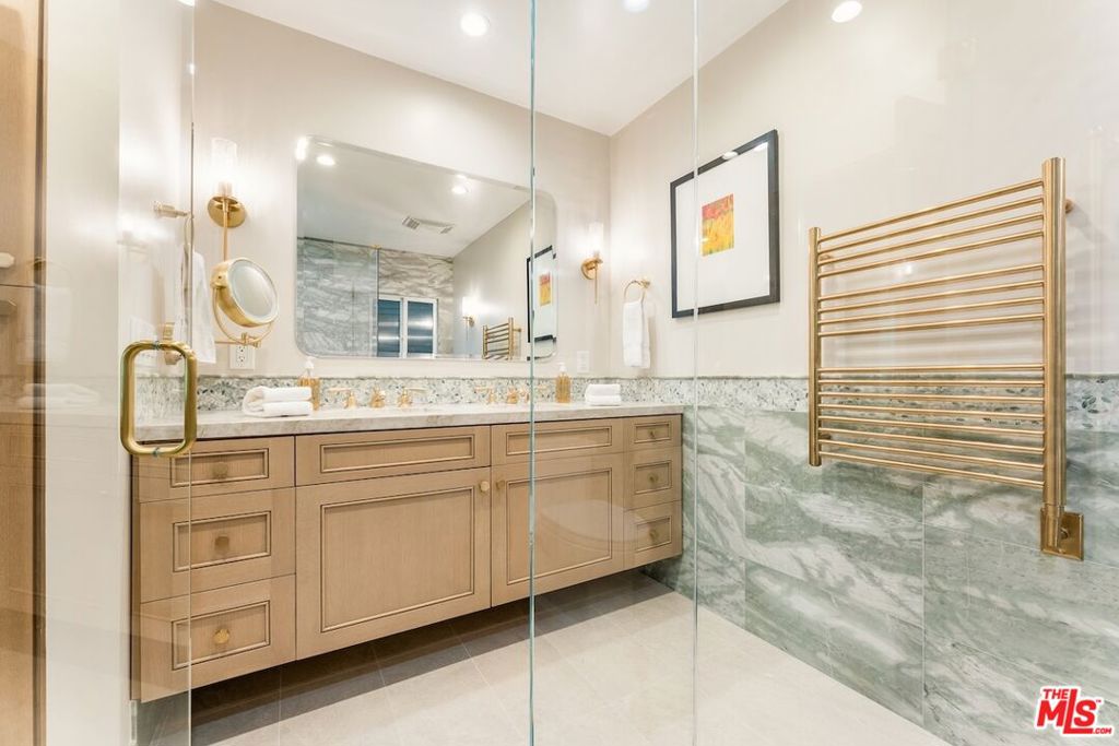 1115 Buena Vista Street Property Photo 15
