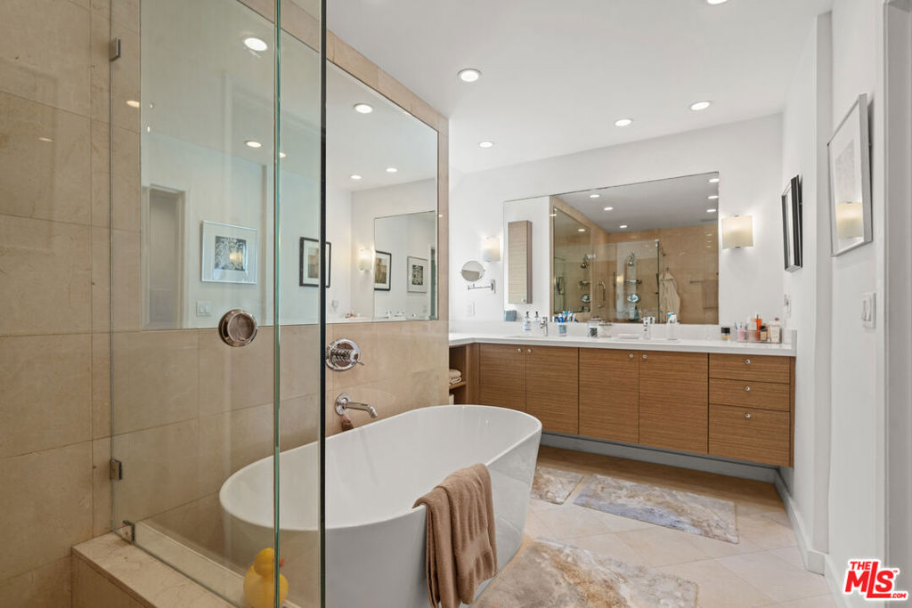 4200 Via Dolce 328 Property Photo 22