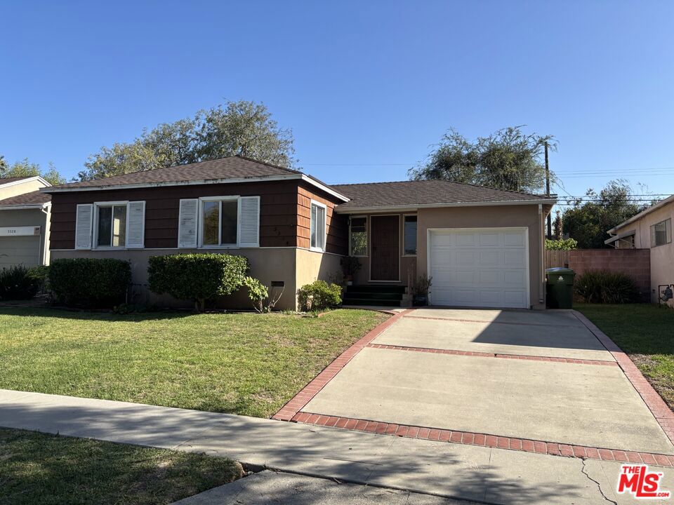 5534 W 76th Street Property Photo 1