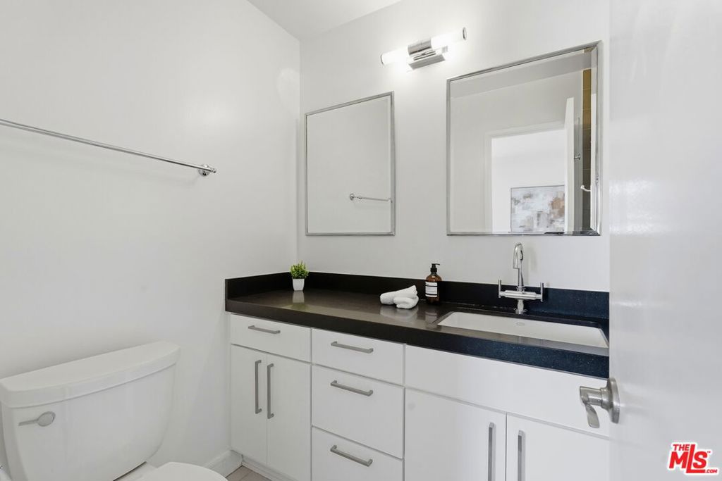 1613 Manning Avenue A Property Photo 14