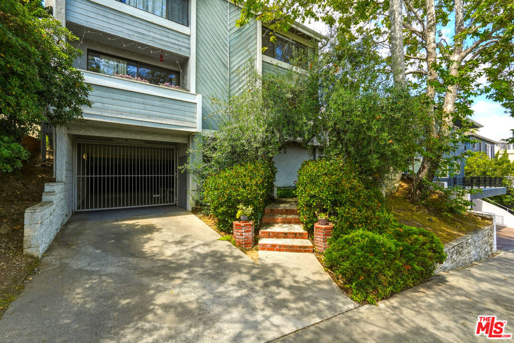 1613 Manning Avenue A Property Photo 16