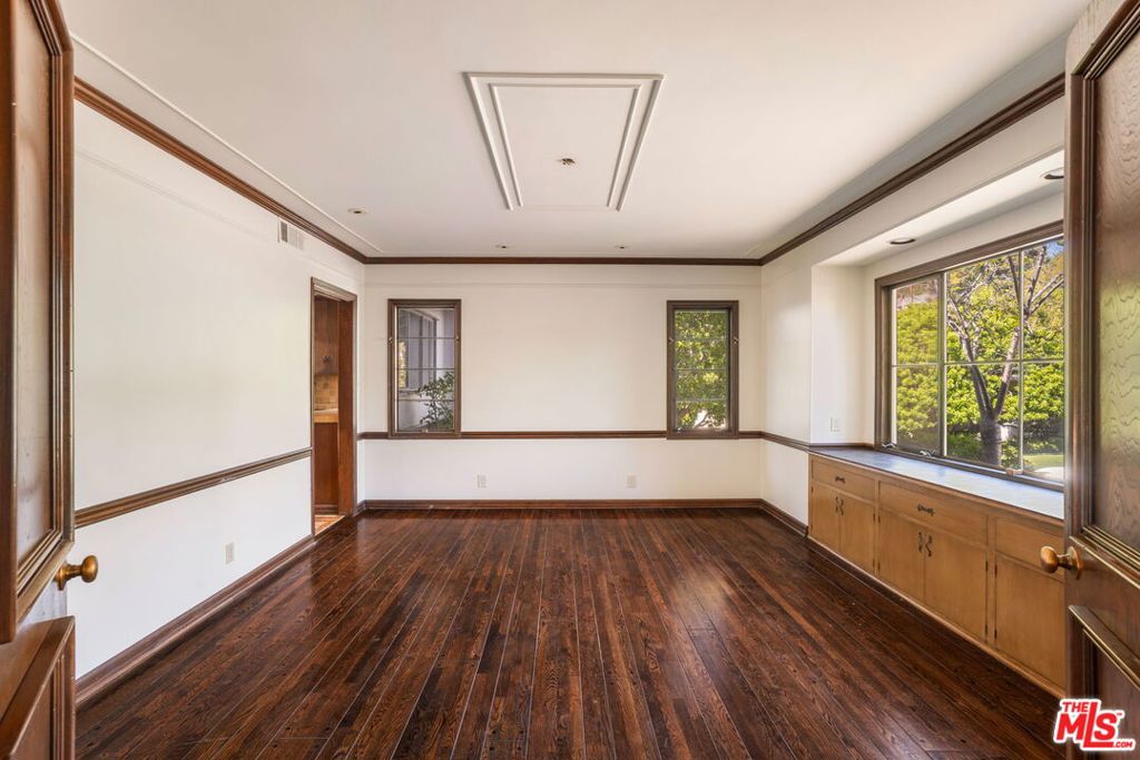 676 Elkins Road Property Photo 12