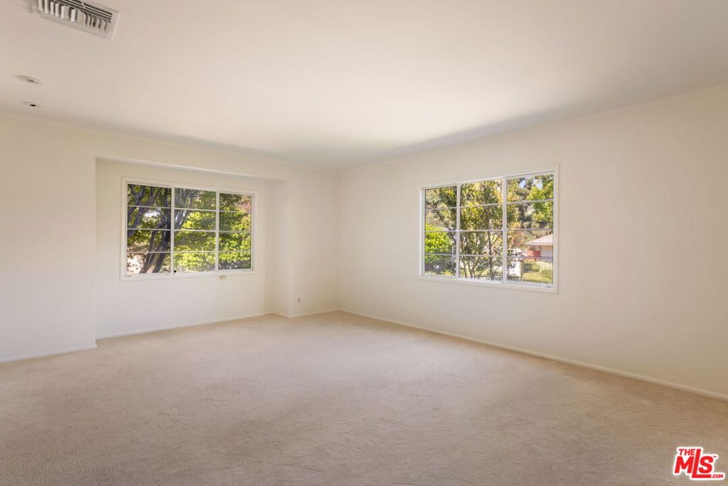 676 Elkins Road Property Photo 20