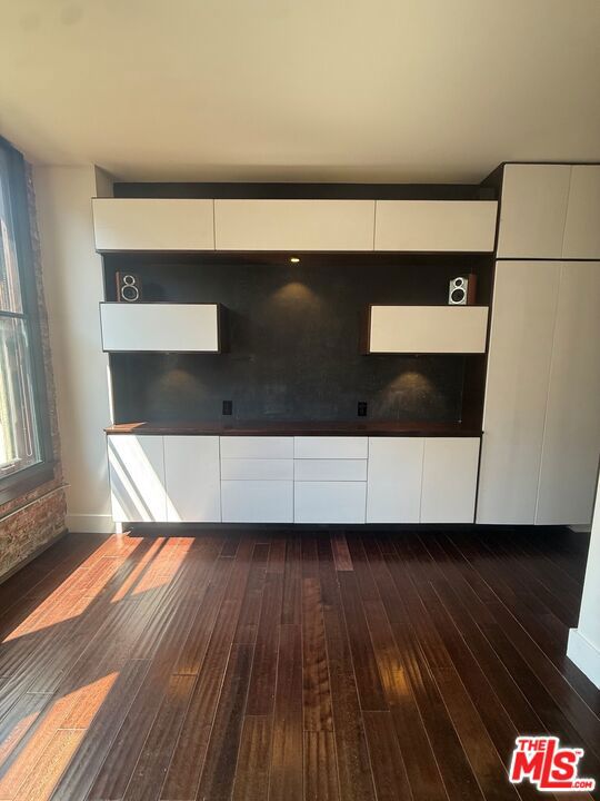 460 S Spring Street 1011 Property Photo 6