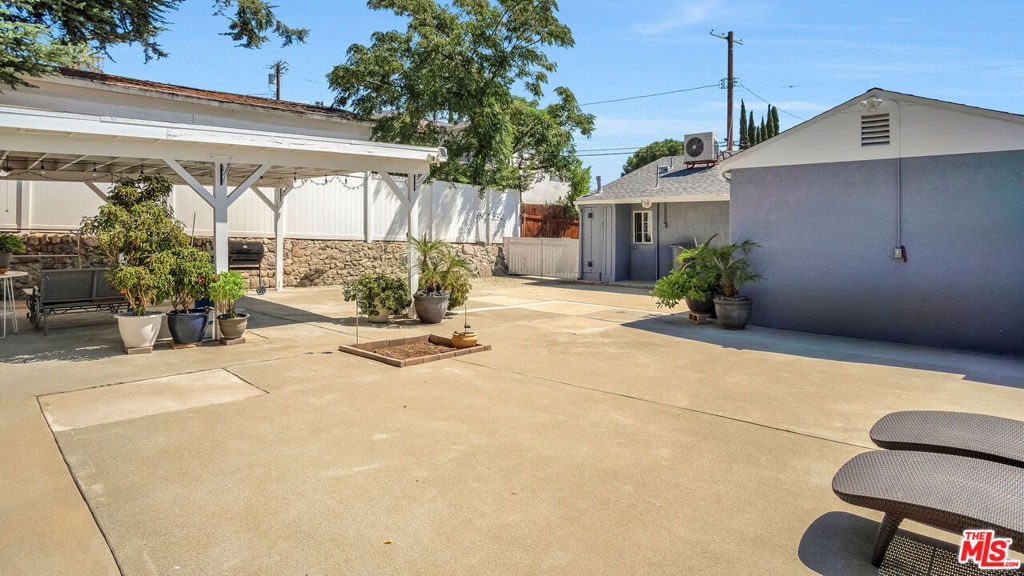 7069 Apperson Street Property Photo 37