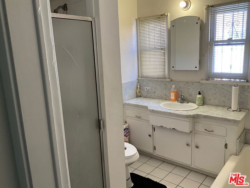 3766 Cimarron Street Property Photo 13