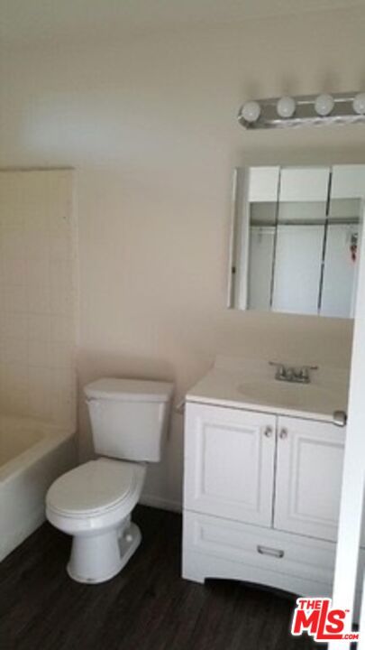 7756 Laurel Canyon Boulevard 13 Property Photo 7