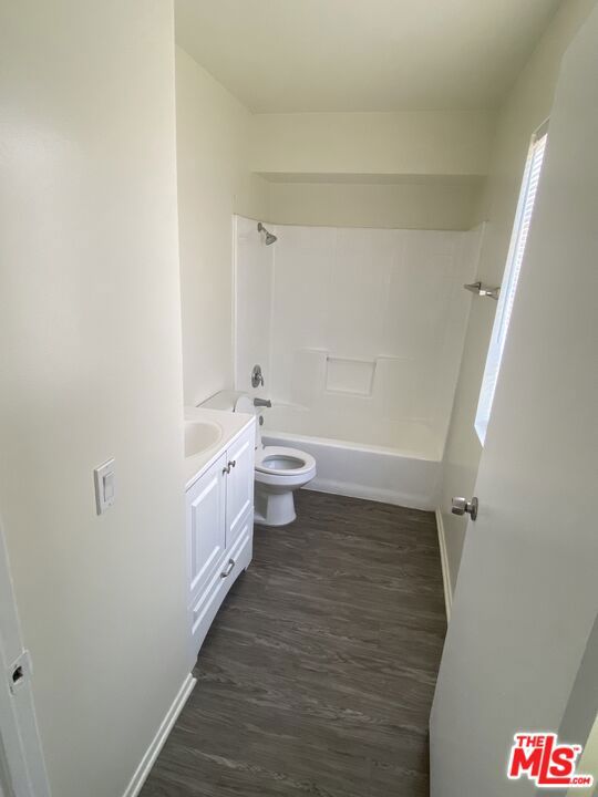 7756 Laurel Canyon Boulevard 13 Property Photo 14
