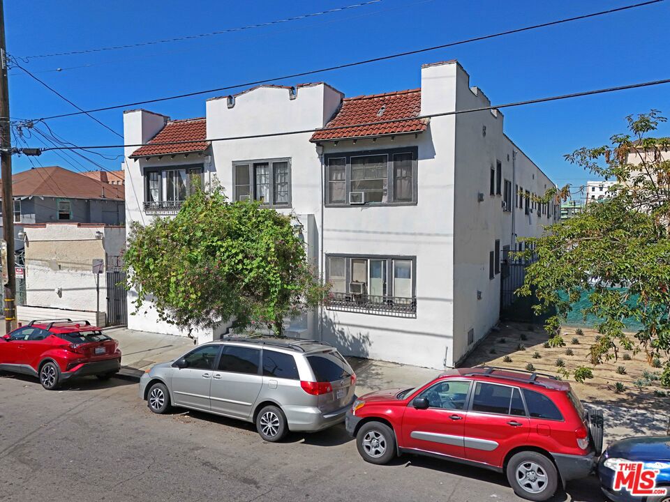 511 S Union Avenue Property Photo 1