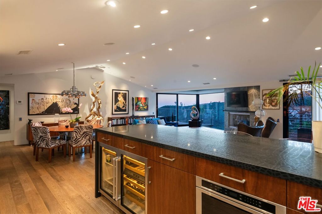 1570 Casale Road Property Photo 8