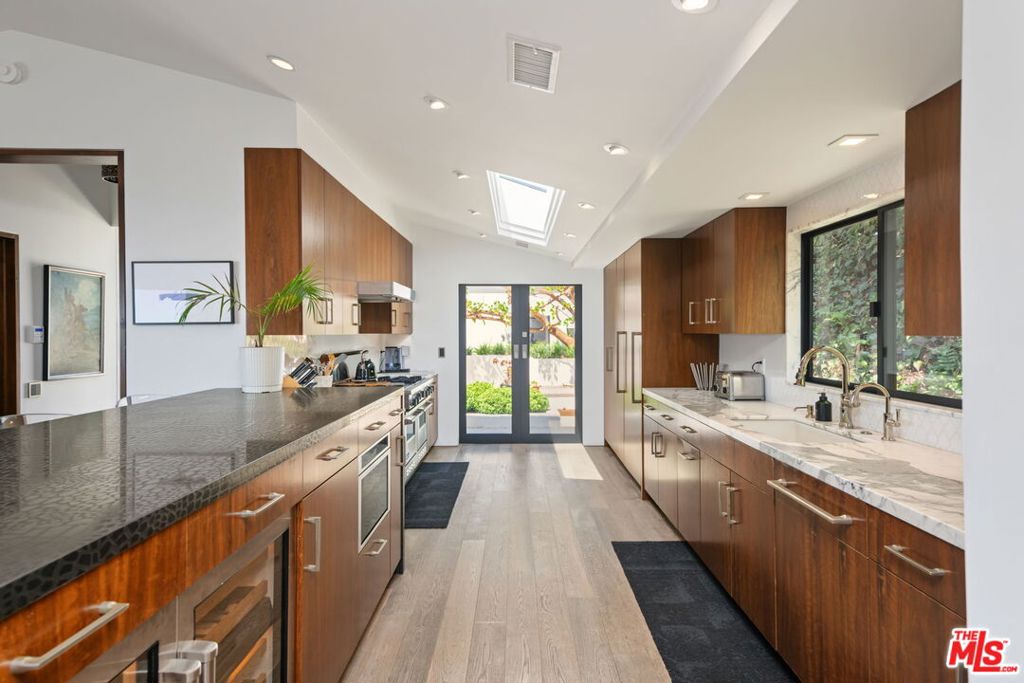 1570 Casale Road Property Photo 18