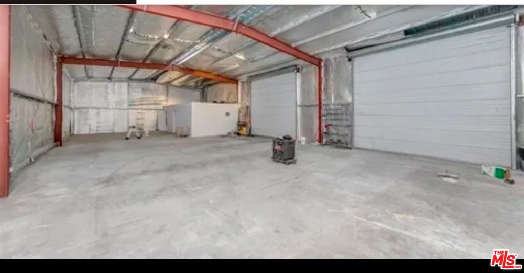 35288 Highway 79 Property Photo 2