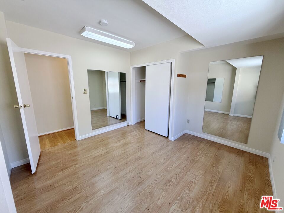 5431 Cartwright Avenue 5433 Property Photo 13