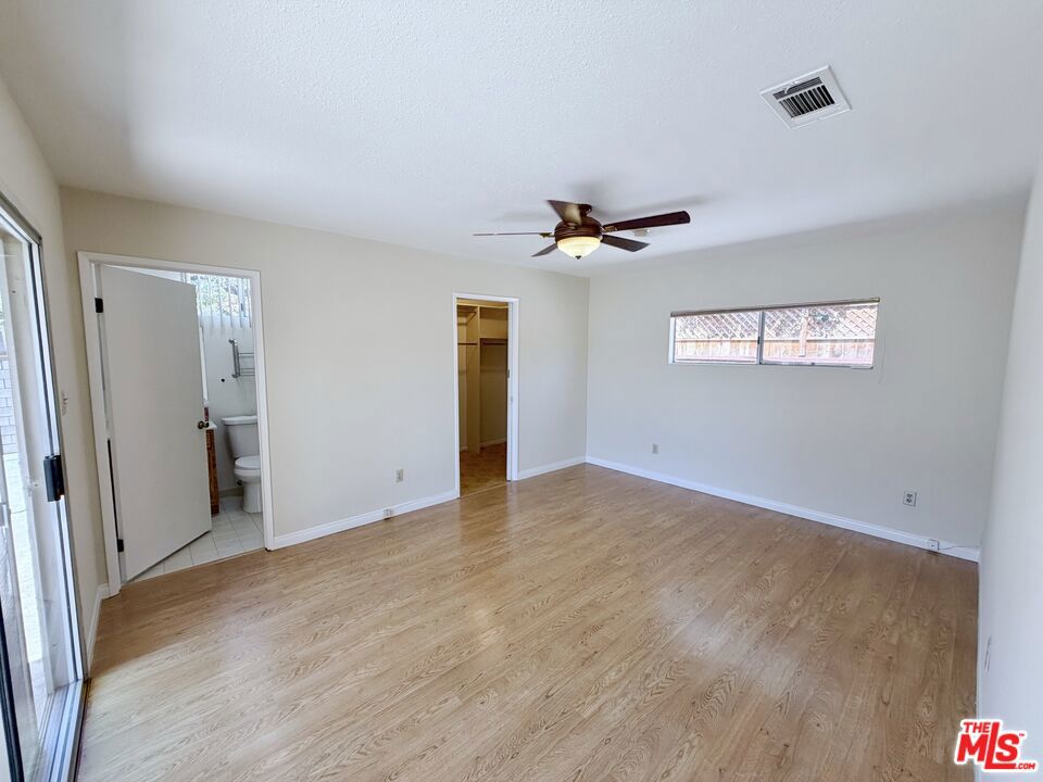 5431 Cartwright Avenue 5433 Property Photo 18