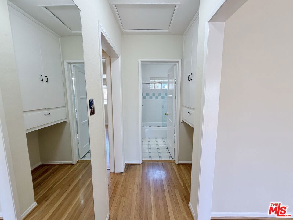 5431 Cartwright Avenue 5433 Property Photo 20
