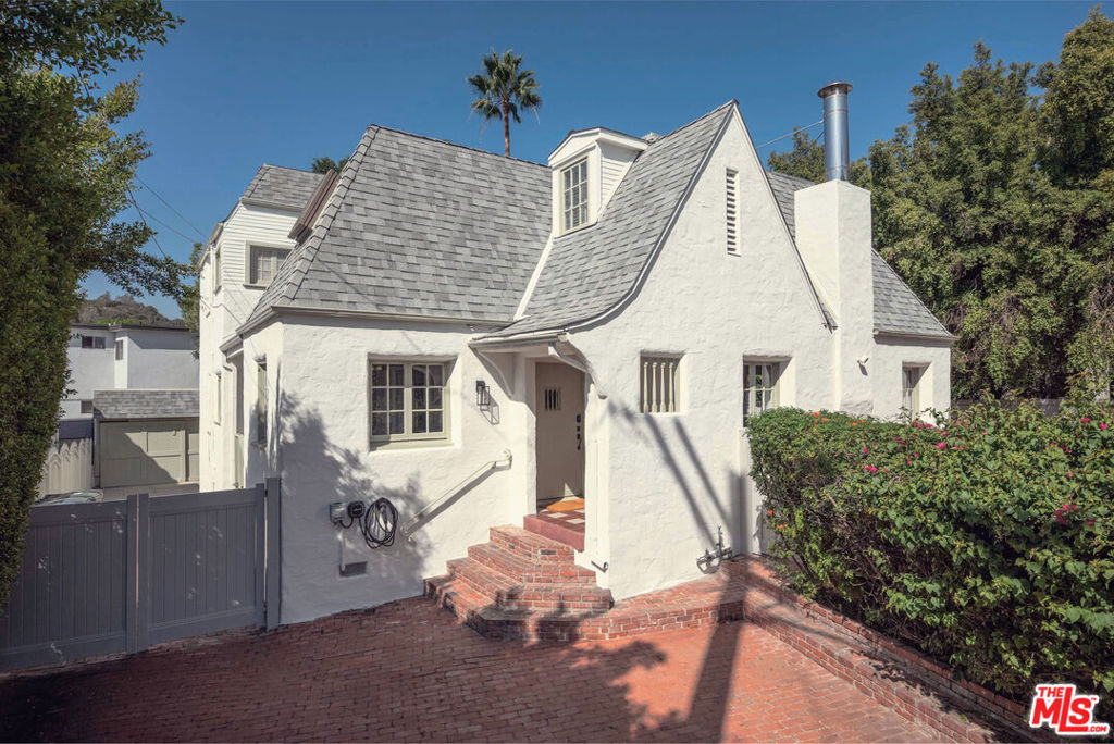 1917 Eden Avenue Property Photo 2